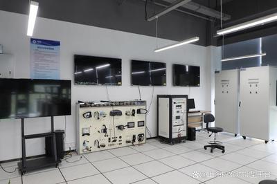 奮進汽車“強芯鑄魂”新征程 上海控安與臨港電力電子達成戰略合作